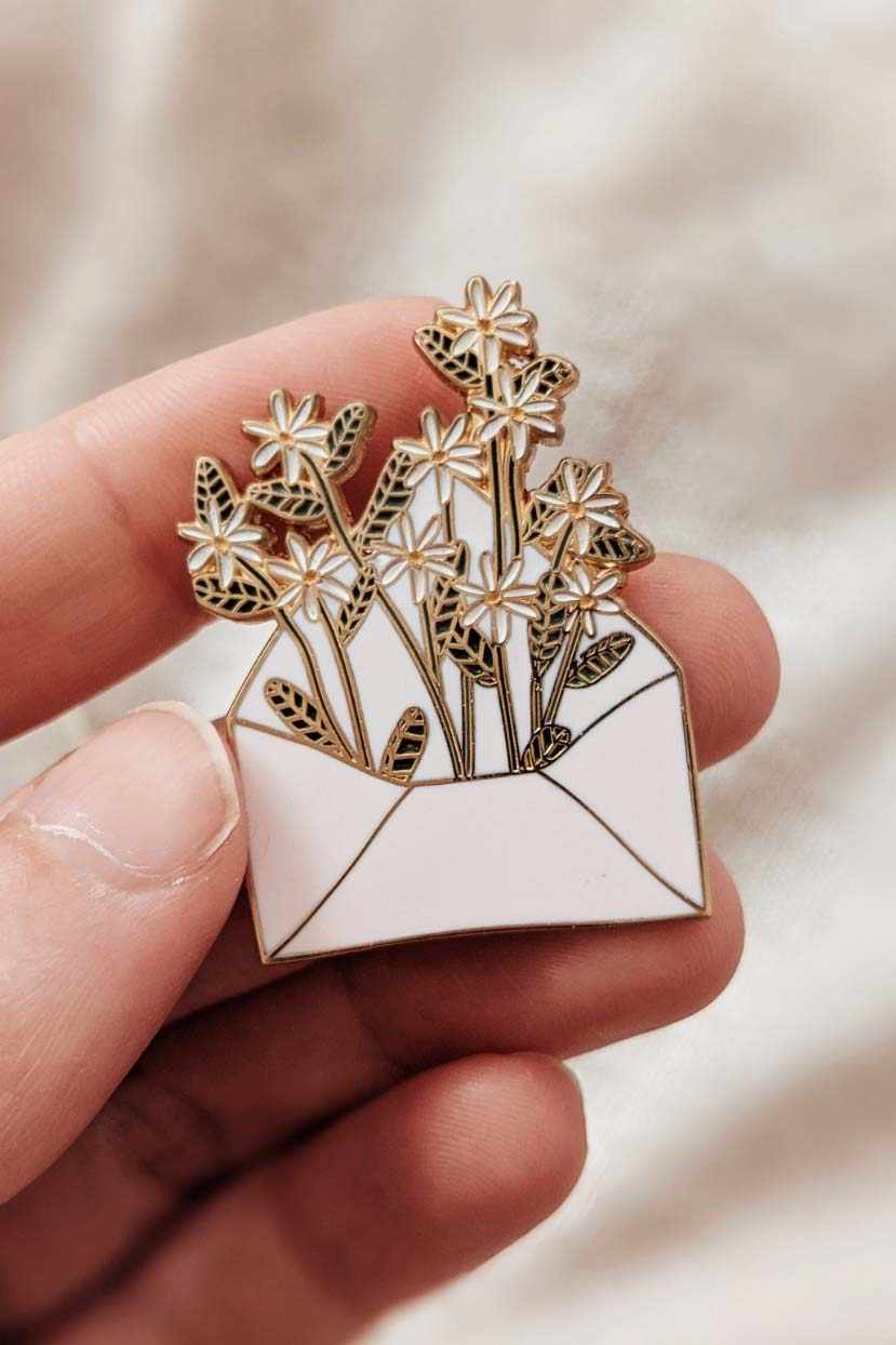 Letter full of flowers Enamel Pin Mimi & August